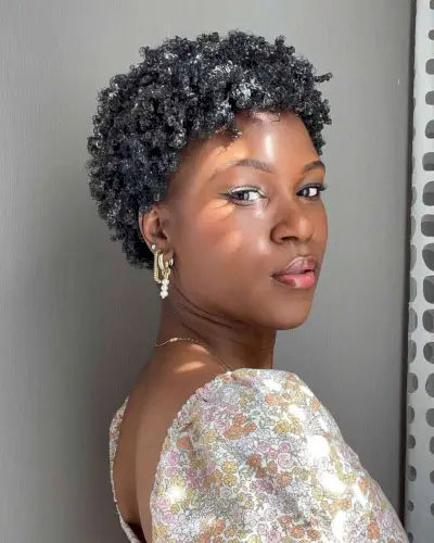 Sexy Natural Tight Curls for Short-Haired Black Women
