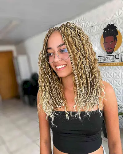 Knotless and Gypsy-Inspired Braids for Black Women with blonde hair