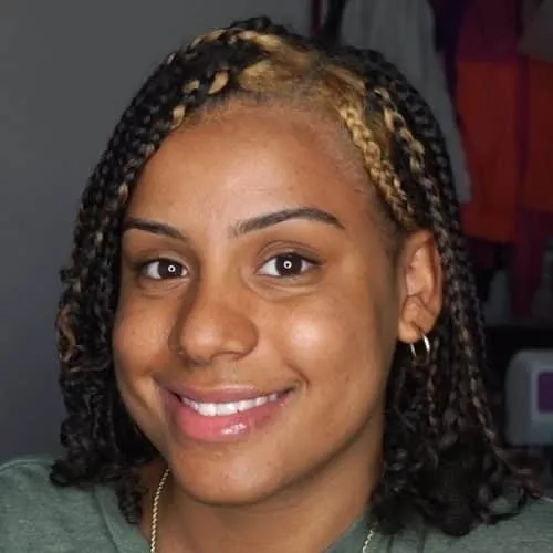 32 On-Point Micro Braids, sorte kvinder kommer i 2026' title=