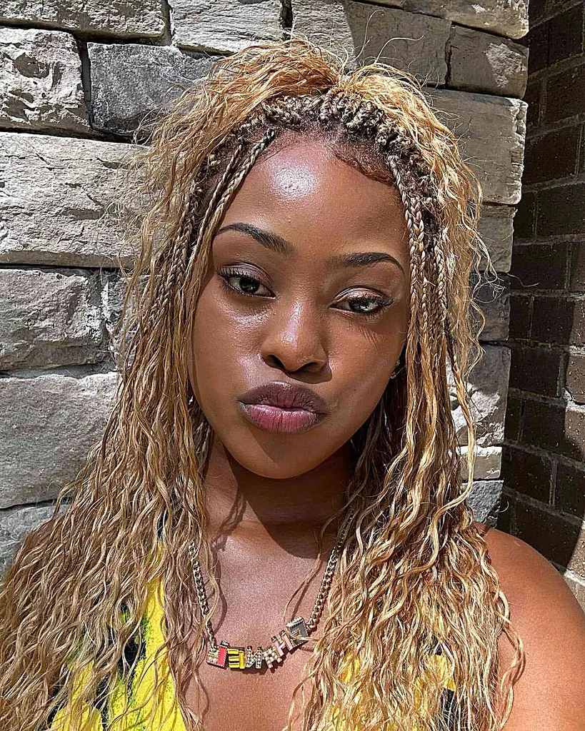 ビーチウェーブをあしらったロングフェイスフレーミングマイクロブレイド' title=