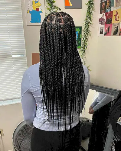 Big Square Pattern for Hip-Length Medium Knotless Box Braids