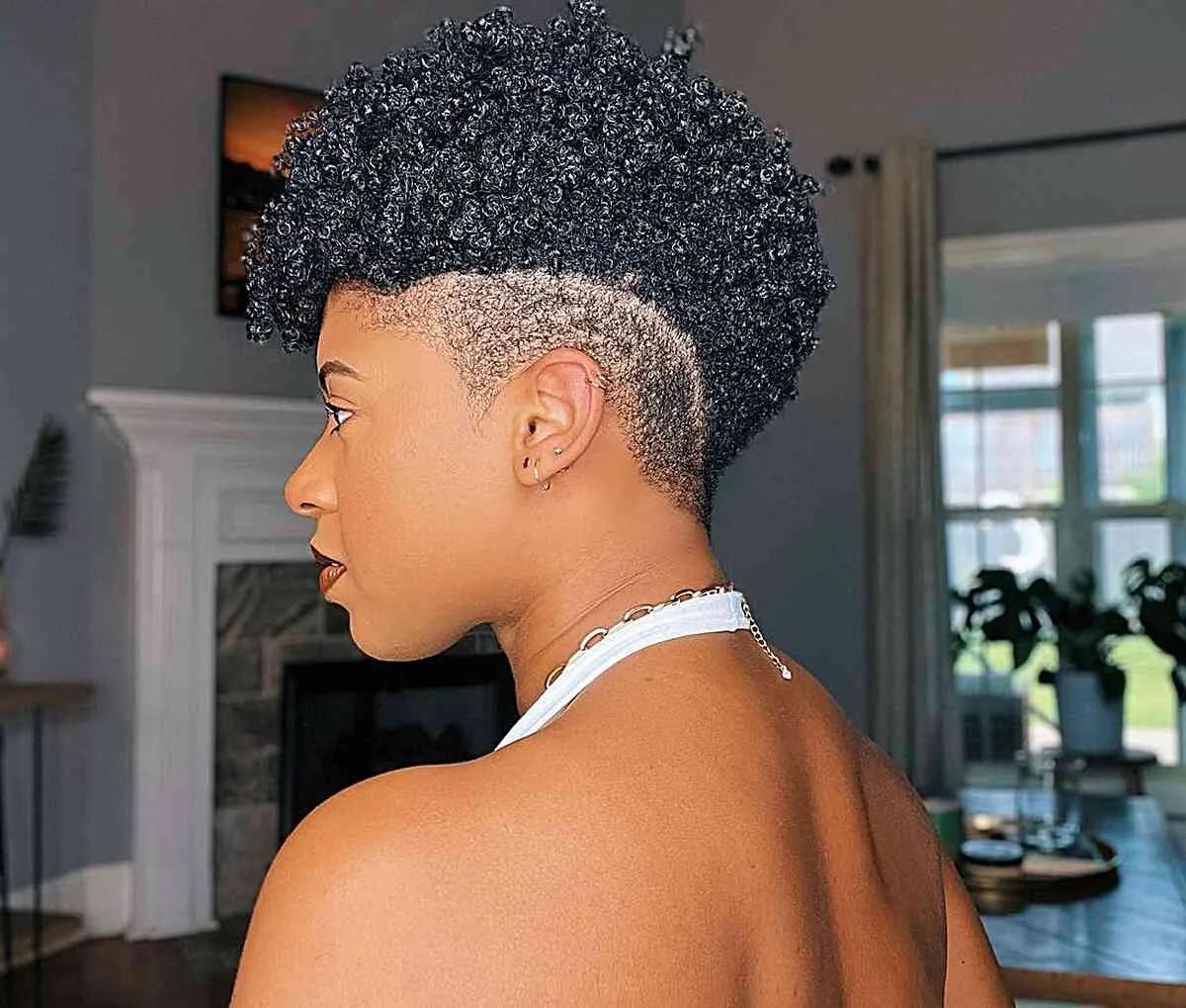 Cabello naturalmente corto tipo 4' title=