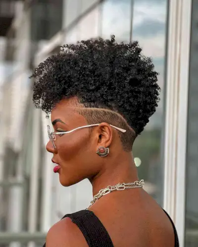 Short natural hair with low undercut pattern