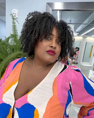 Short Natural Kinks with Curtain Fringe for black women with round faces