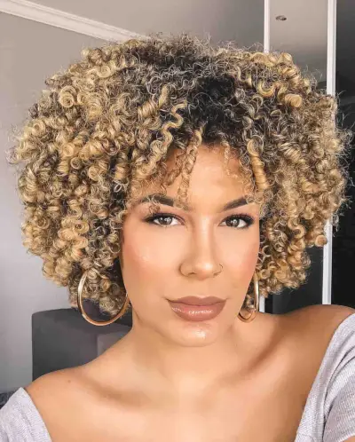 22 תסרוקות לנשים שחורות מצוינות בשנת 2024