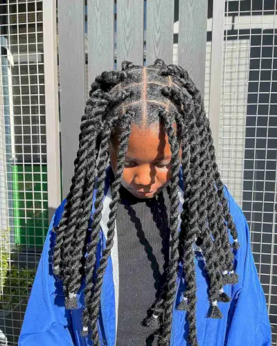 Mid Back-Length Large Twists with Rubber Bands