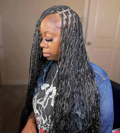 Deep Side-Parted Long Knotless Bohemian Braids