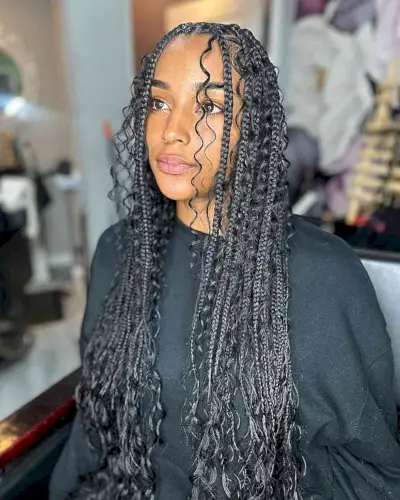 Long Bohemian Knotless Box Braids with Loose Curls