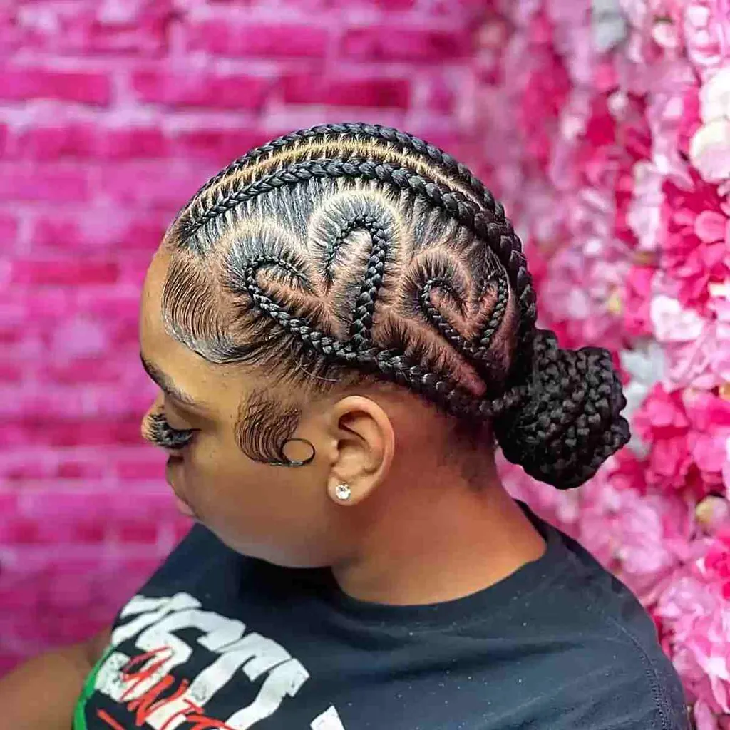 三つ編みお団子が復活中: それを証明する 35 の例をご紹介します' title=