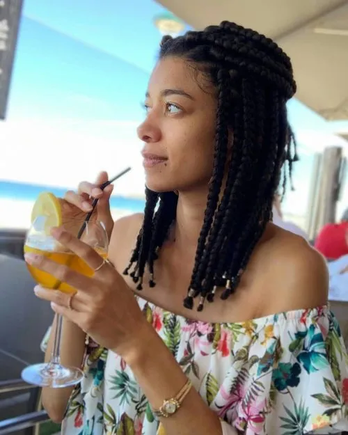 トレンドのミディアムレングスのハーフアップヘア' title=