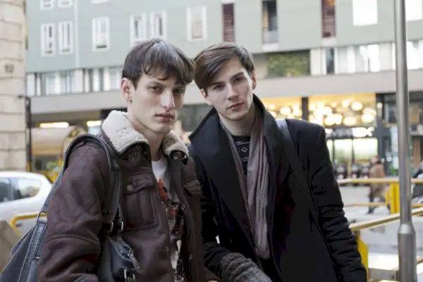 Milano Model Stalking מאת שרה Cimino | חלק שני