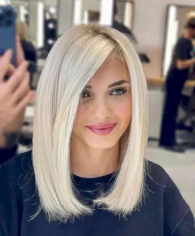 Barbie White Blonde Mid-Length Cut