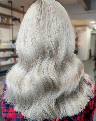 Platinum Blonde Balayage Hair Lowlights