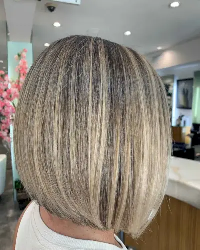 Dirty Blonde on a Bob Cut