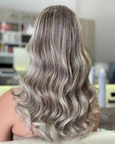Long Ashy Blonde Waves
