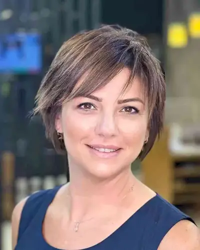 Side Bangs on a Cute Short Bob Cut