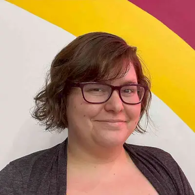 Mini French Bob with Side Soft Bangs