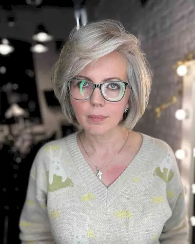 Short Voluminous Bob with Airy Side Bangs