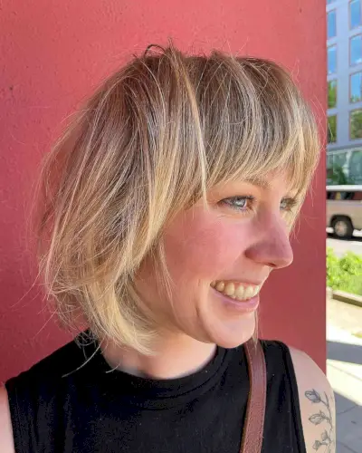 Soft Messy Neck-Length Bob with Bangs