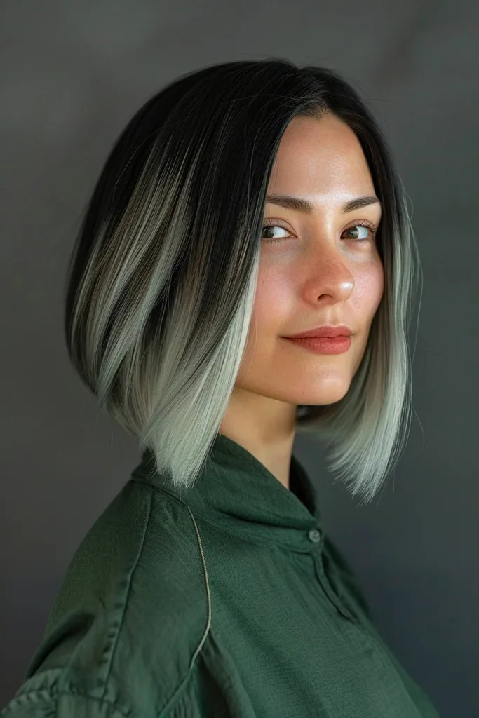 Noctilux bobcut med en rundad siluett med svart-till-silver-gradient' title=