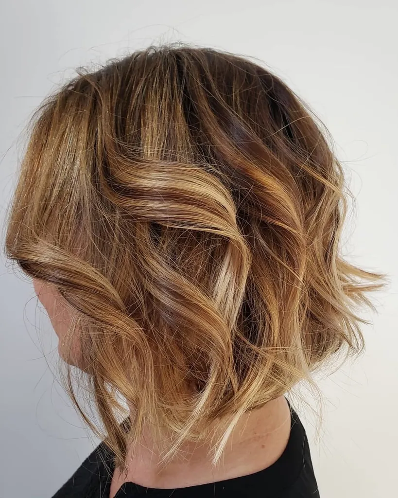 Balayage uteksaminert bob frisyre' title=