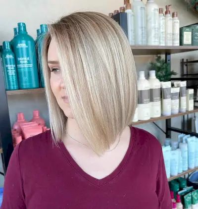 Shoulder-Length Blunt Cut on Blonde Balayage Hair