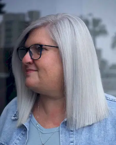 Long Bob with Blunt Ends and Side Part