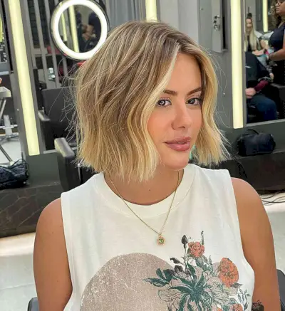 Chin-Length Bob with a Slight Bend and Blunt Ends