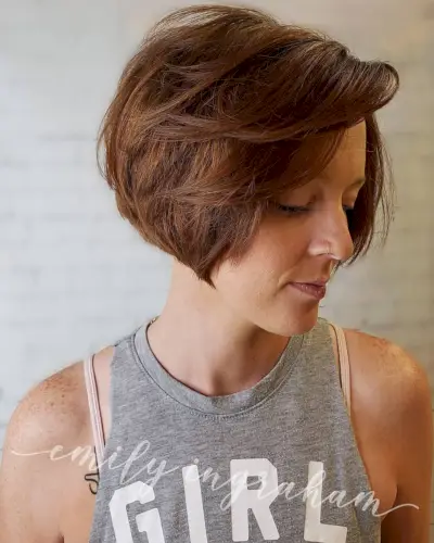 Short swing bob haircut idea