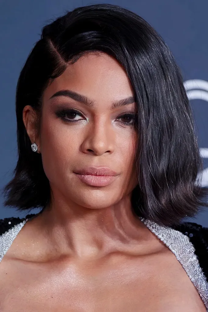 Ciara ar garu bob matu griezumu' title=