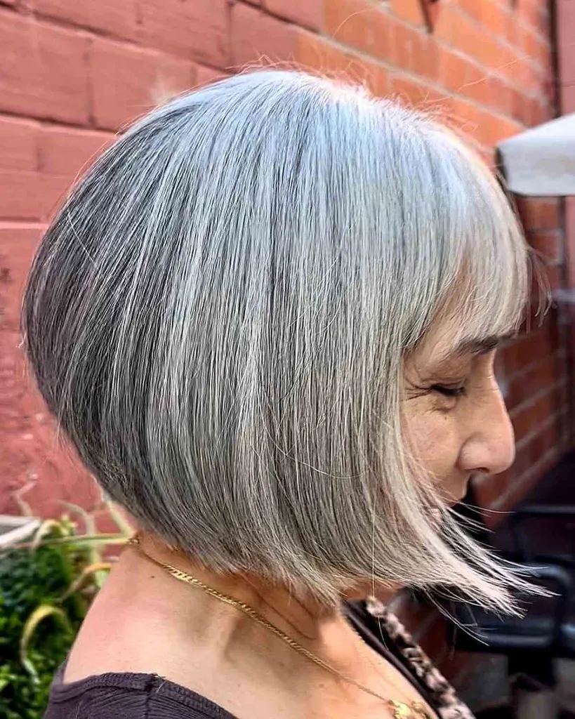 Pilka Swing Bob su kutais' title=