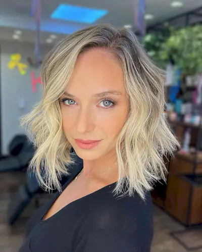 Side-Parted Textured Choppy Lob