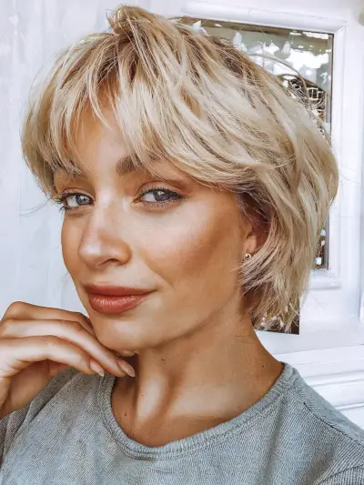 Princess Diana-Inspired Short Layered Bob Cut with Bangs