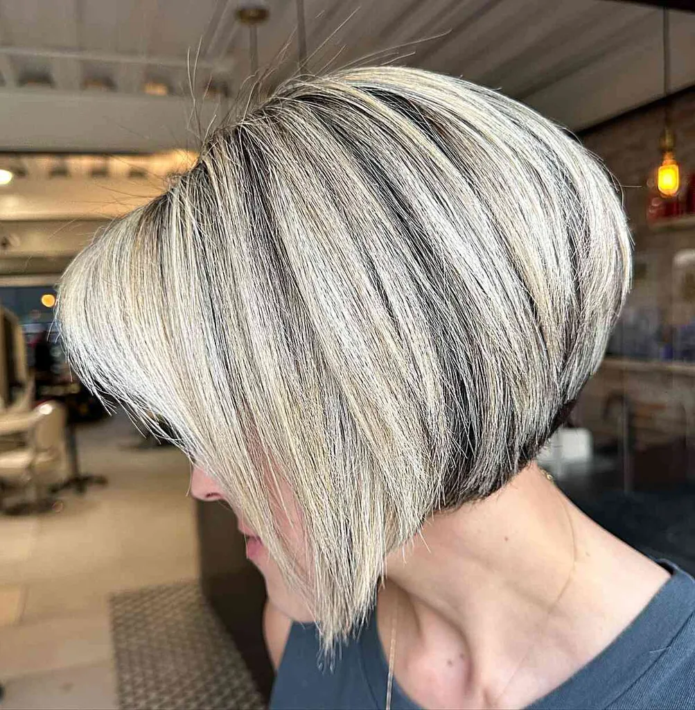 Bob na altura da mandíbula para cabelos grossos' title=