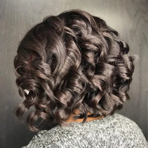 תפירת בוב מתולתל' title=