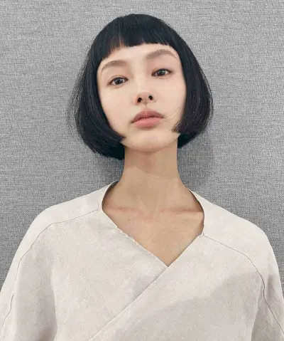 Sleek Bob with Bangs on Short Straight Hair