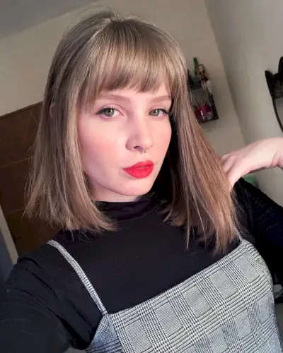 우아한 자극제 가장자리가있는 24 -a- 대칭 달러