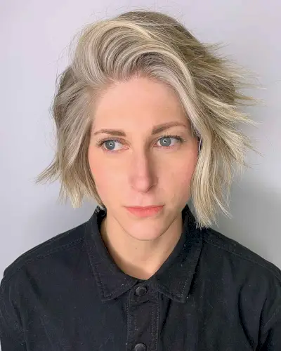 Voluminous Bob with Choppy Ends