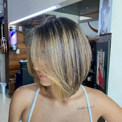 Angled Lob with Blonde Highlights and a Face-Frame on Fine-Haired Women