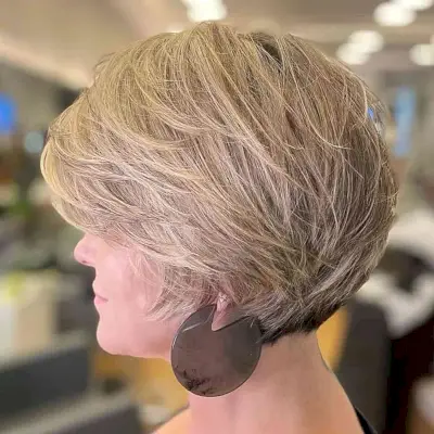 29 깃털 헤어 스타일을 추가합니다