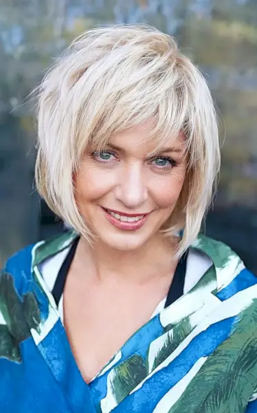 Choppy Shagged Out Bob