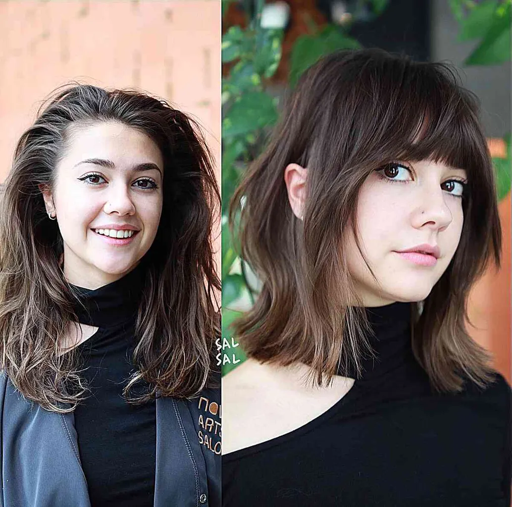 어두운 색의 생머리를 가진 소녀들을 위한 앞머리가 있는 길고 고르지 못한 질감의 밥' title=