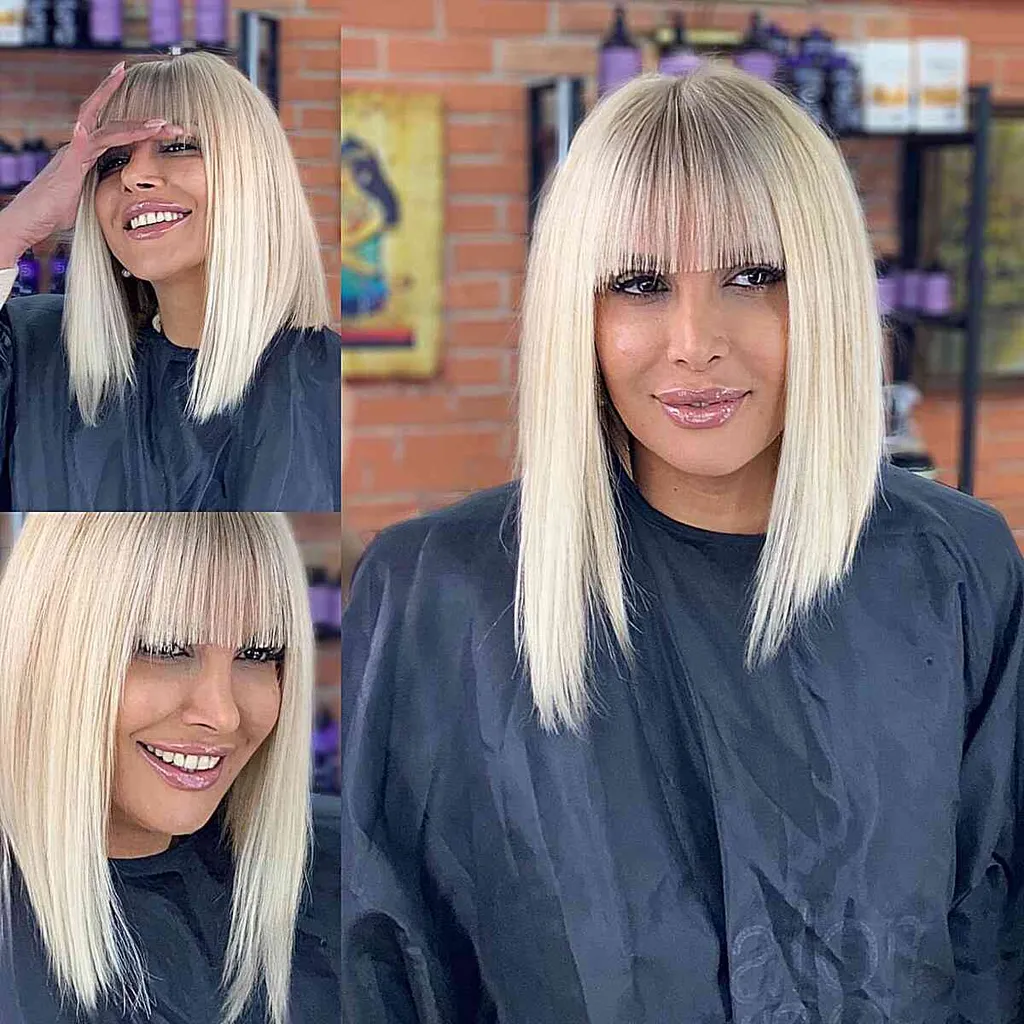 타원형 얼굴 모양과 가는 머리카락을 가진 여성을 위한 끝 부분이 심하게 고르지 못한 스틱 스트레이트 로브와 앞머리' title=