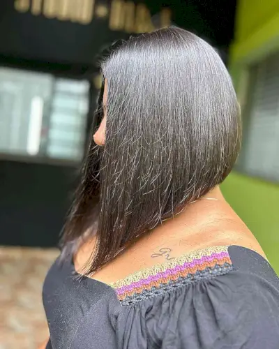 Sharp A-Line Lob with Stacked Layers