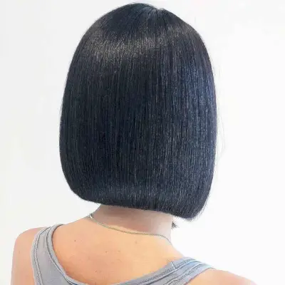 Straight One-Length Lob for Thick Hair