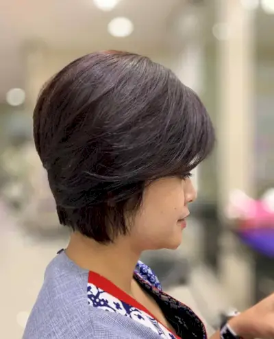 short graduated pixie bob for women