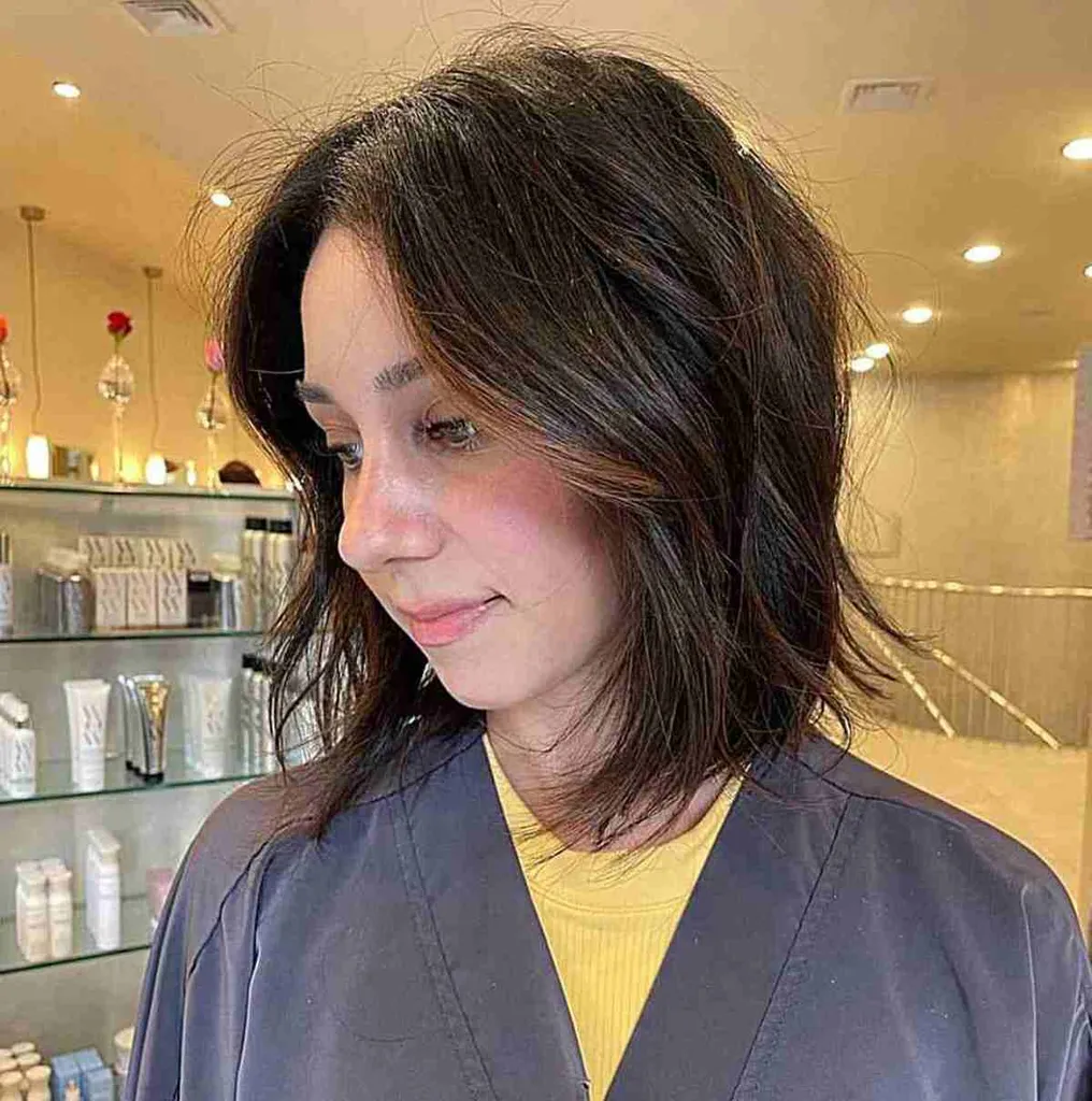 Lob Shagged עם שכבות עדינות' title=