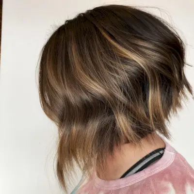The Wavy Stacked Bob