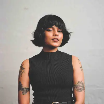 French bob for a round face shape