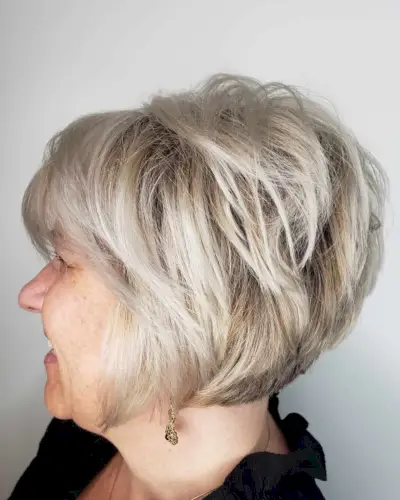 Rounded Bob for Seniors